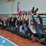 Выполнение упражнения "Крокодил"